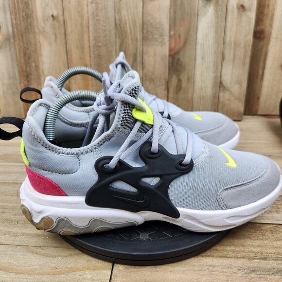 Womens Nike React Presto size 8 (7Y) Athletic Running Shoes - Picture 3 of 9